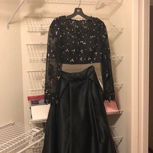 Black prom dress